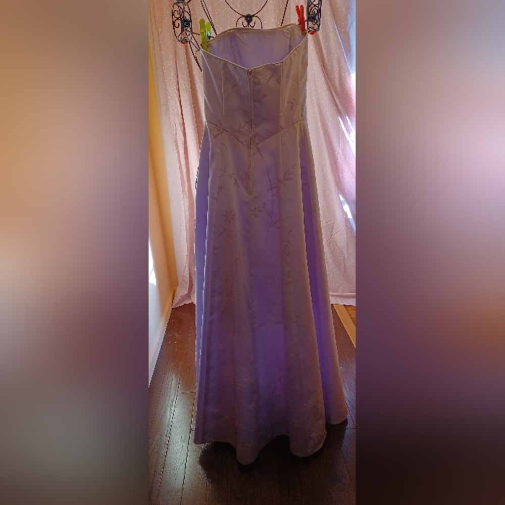 Prom gown - Picture 2 of 7